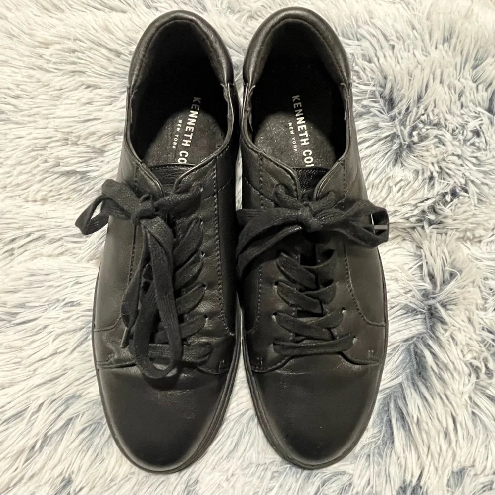 Kenneth Cole Kam Leather Sneakers - Size 6.5
